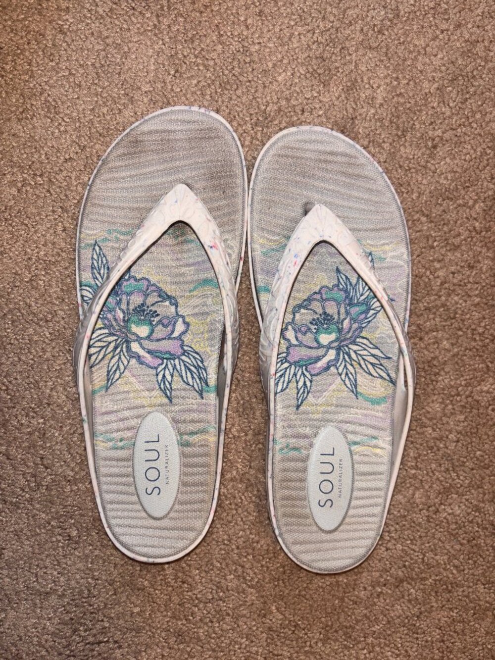 Naturalizer Soul White Flip Flops 9